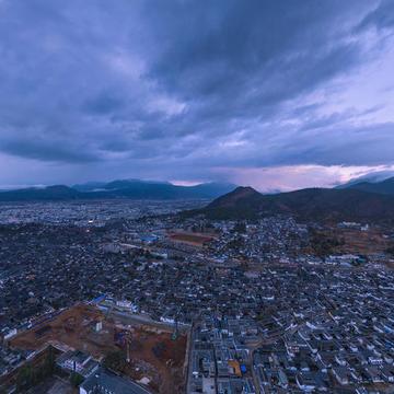 云南，风景秀丽，人文荟萃——致尊敬的听众朋友们