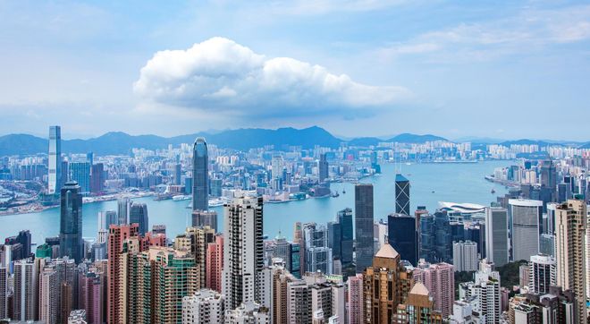 迷离茶香中的香港夜色独白